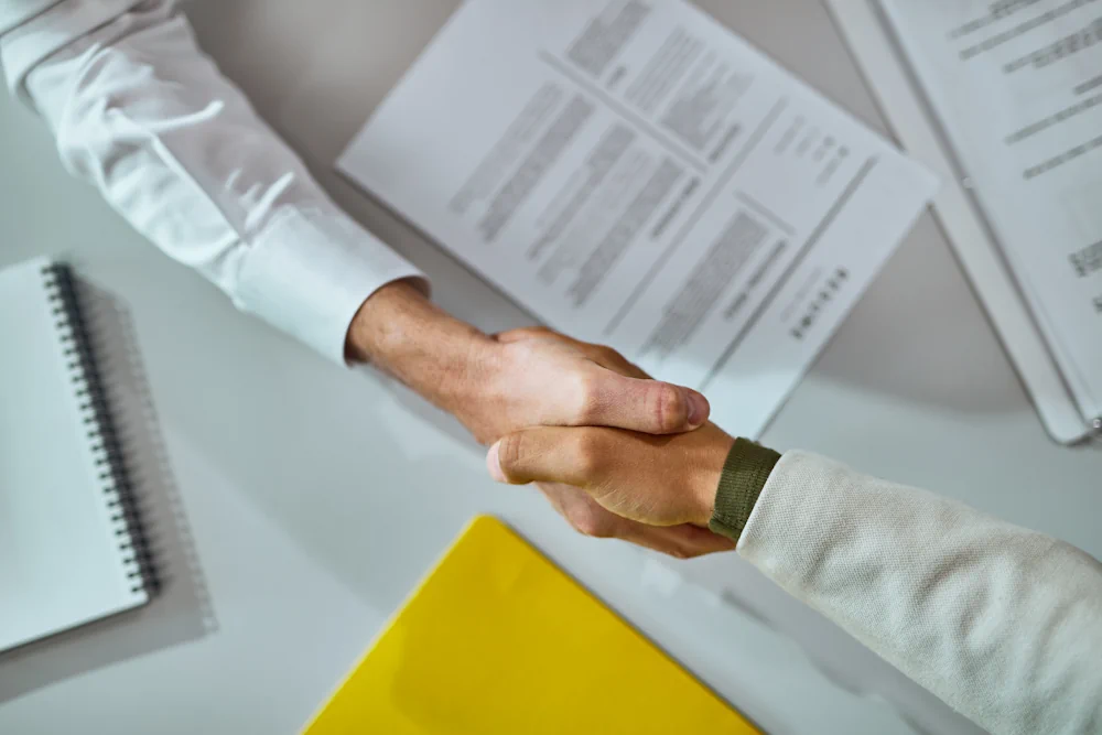Trade Acquiring – What is it and Who is it suitable for?